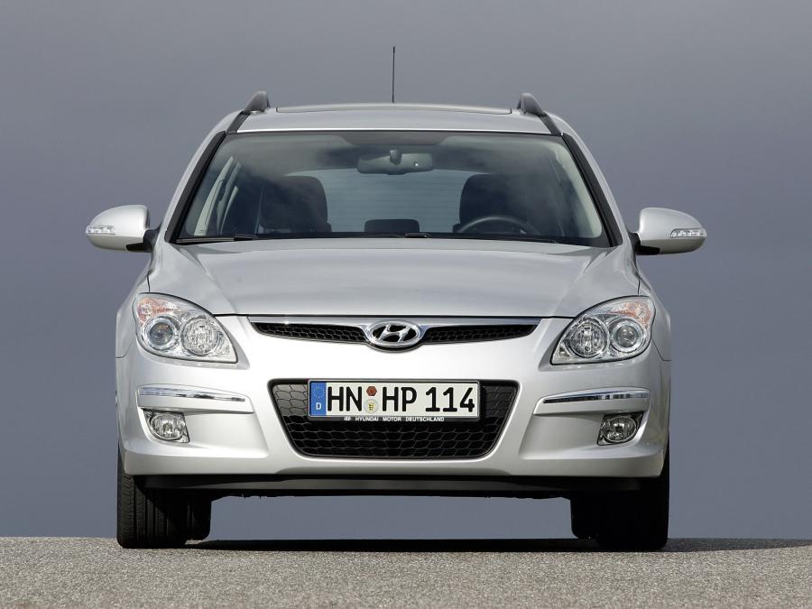  Hyundai i30 CW 2008 года  (фото 10 из 30)